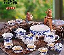 瓷都匠心，美妆雅韵 景德镇玲珑茶杯与精选化妆品推荐